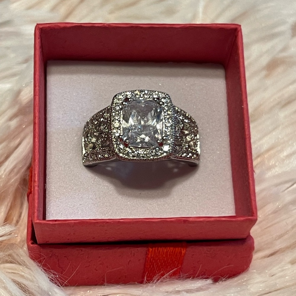 Diamond Girl Silver Ring. Size 7.5 Gift Box included!!! Make me an offer.